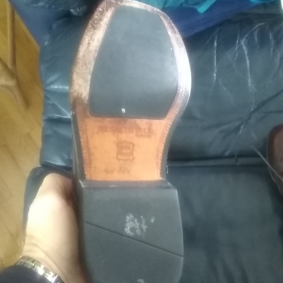 Shoes - Picture 2 of 2